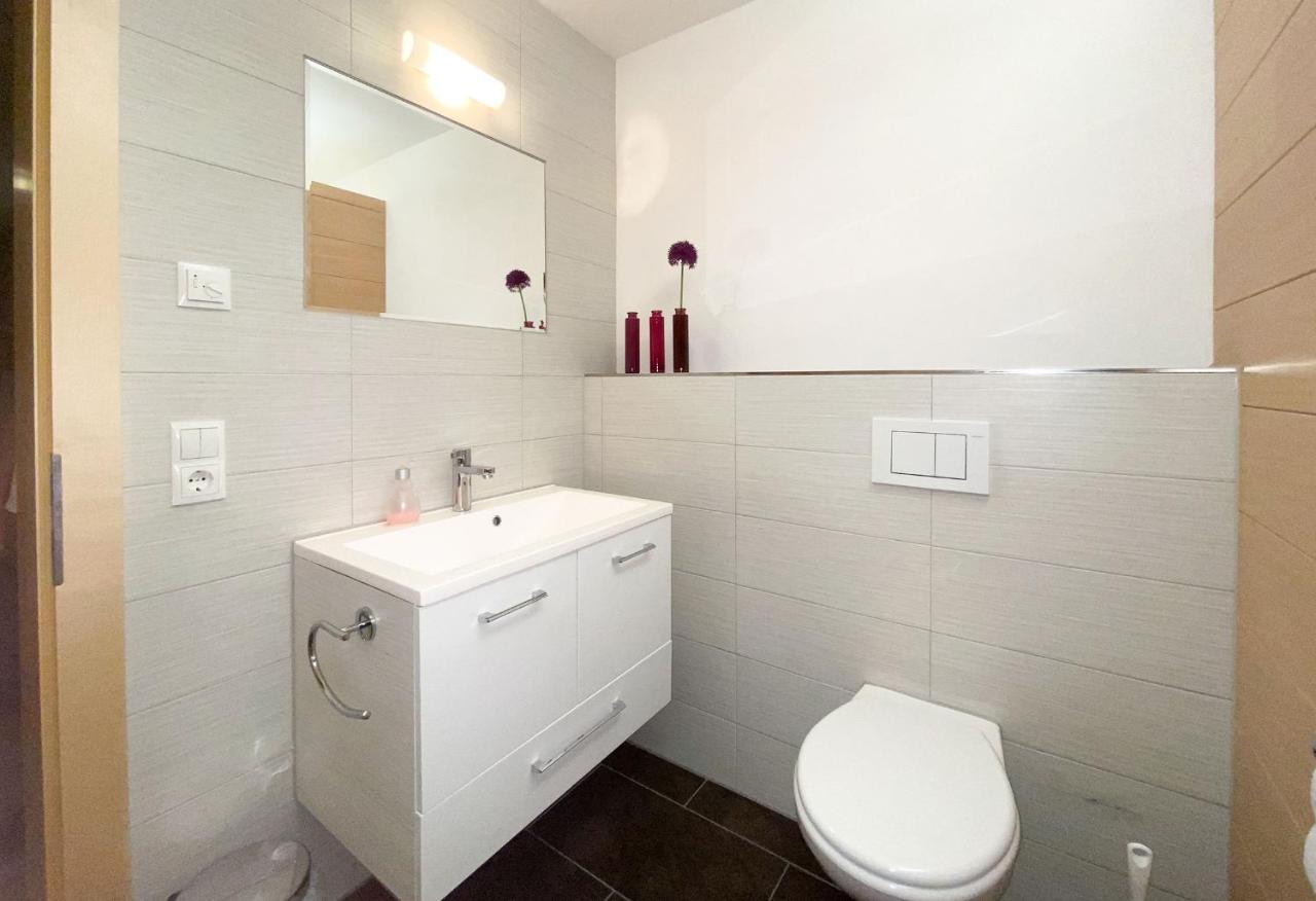 Haus Helga Apartment Schoppernau Bagian luar foto