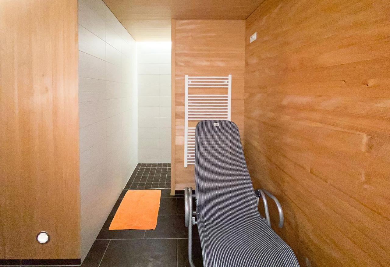 Haus Helga Apartment Schoppernau Bagian luar foto