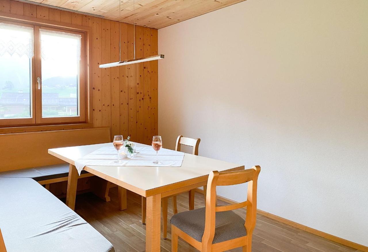 Haus Helga Apartment Schoppernau Bagian luar foto