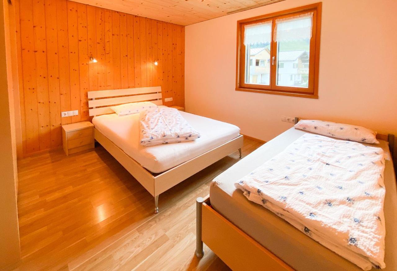 Haus Helga Apartment Schoppernau Bagian luar foto